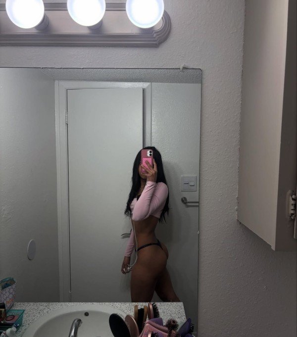 Nueva Jovencita recién llegada de Venezuela Bilbao FIESTERA A TOPE