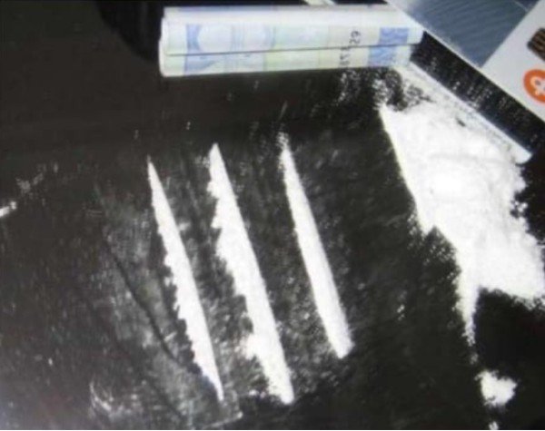 Novedad rubia caliente completa viciosa fiestera amante de las mamadas