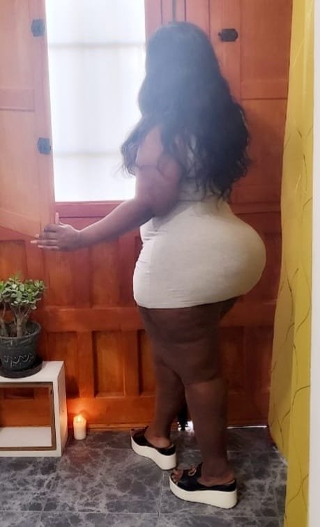 EN CARRER DE SANTA LUCIA…ARDIENTE CACHONDA MORBOSA ADICTA AL PLACER