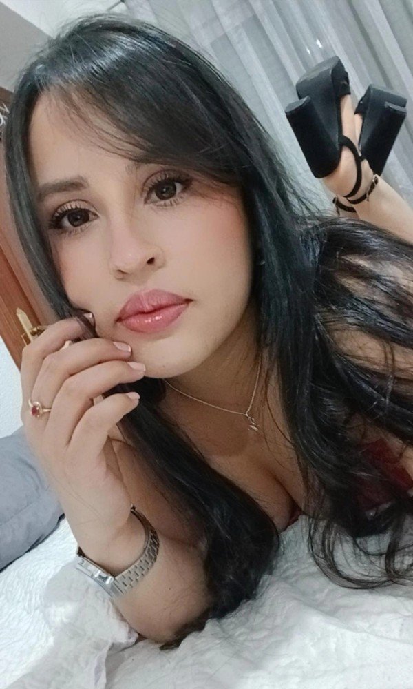 Chupame las tetas Y el coño..cometelo todo OFERTA DE PACK HORAS