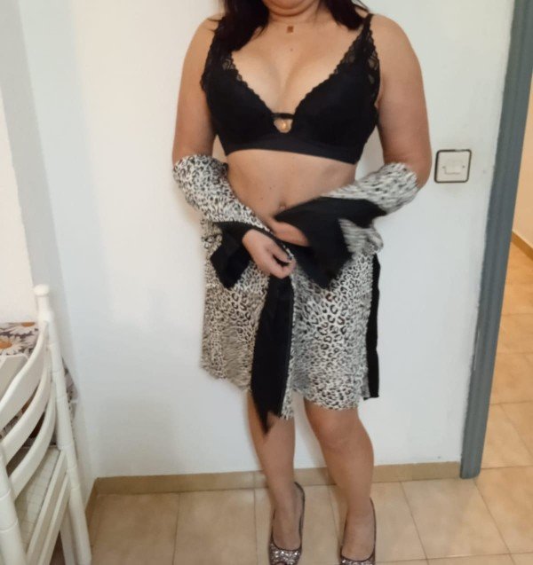 Francés exquisito!! Cariñosa!! Sola !! Morbosa !!