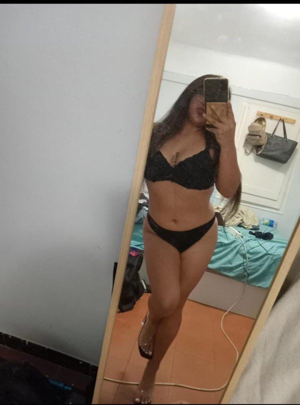 MILENA PERUANA JOVENCITA MUY CALIENTE Y SENSUAL