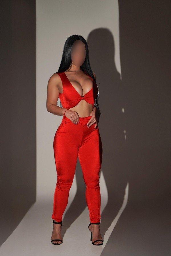 me encanta la fiesta y muchas cosas mas LLAMAME