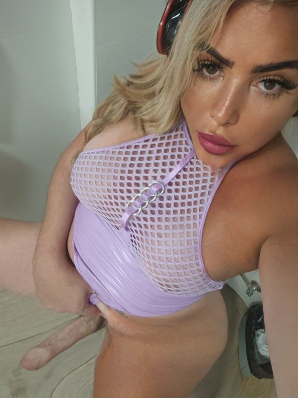 Travesti en tu coche o tu domicilio