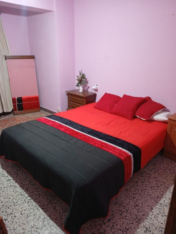 Habitaciones para señoritas 150 € semana