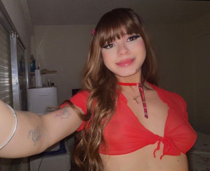 Jovencita caliente para ti