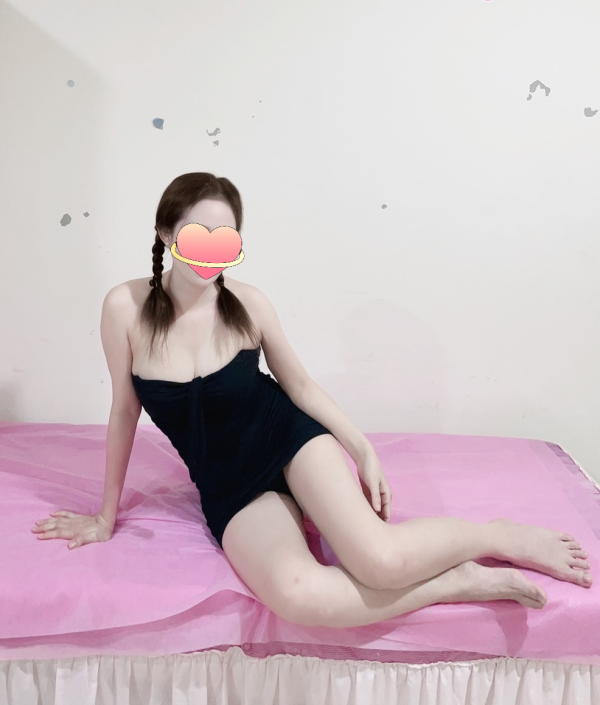 Ofrezco para hacer compañía tanto de día y noche