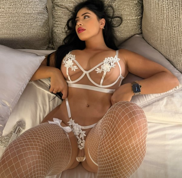 Yohana Exótica Elegante