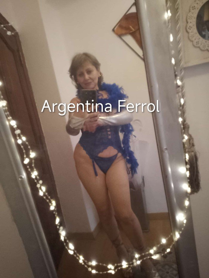 CUESTA ENERO CON TÚ MILF, CUESTA MENOS.
