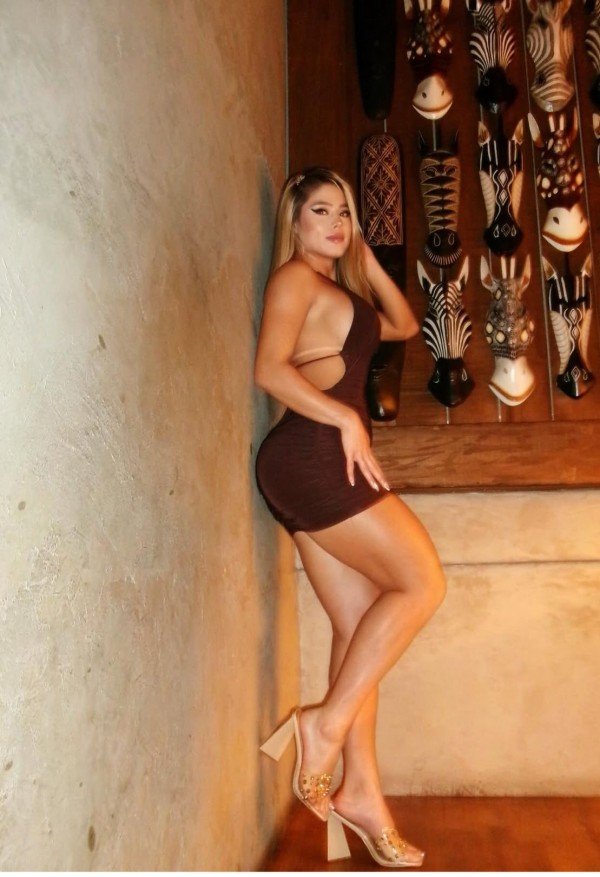 MADRID YO SOY MIIA KOLUCCI MUÑECA REAL ACTIVA Y PASIVA CON ESPERMA 24 HRAS